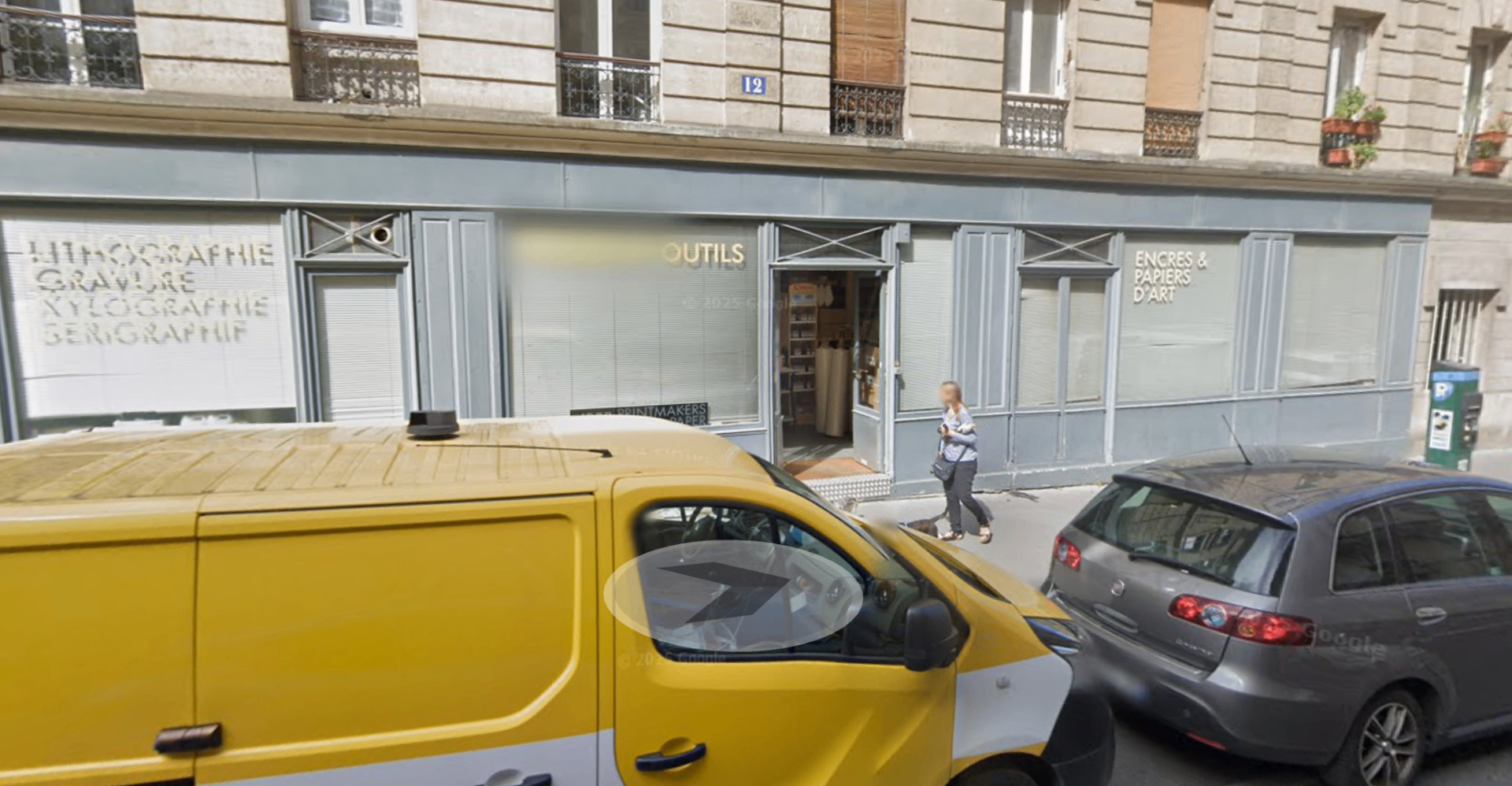 Fournisseur historique d'arts graphiques – Boutique Paris 13e + Entrepôt 2 323 m² – Liquidation judiciaire