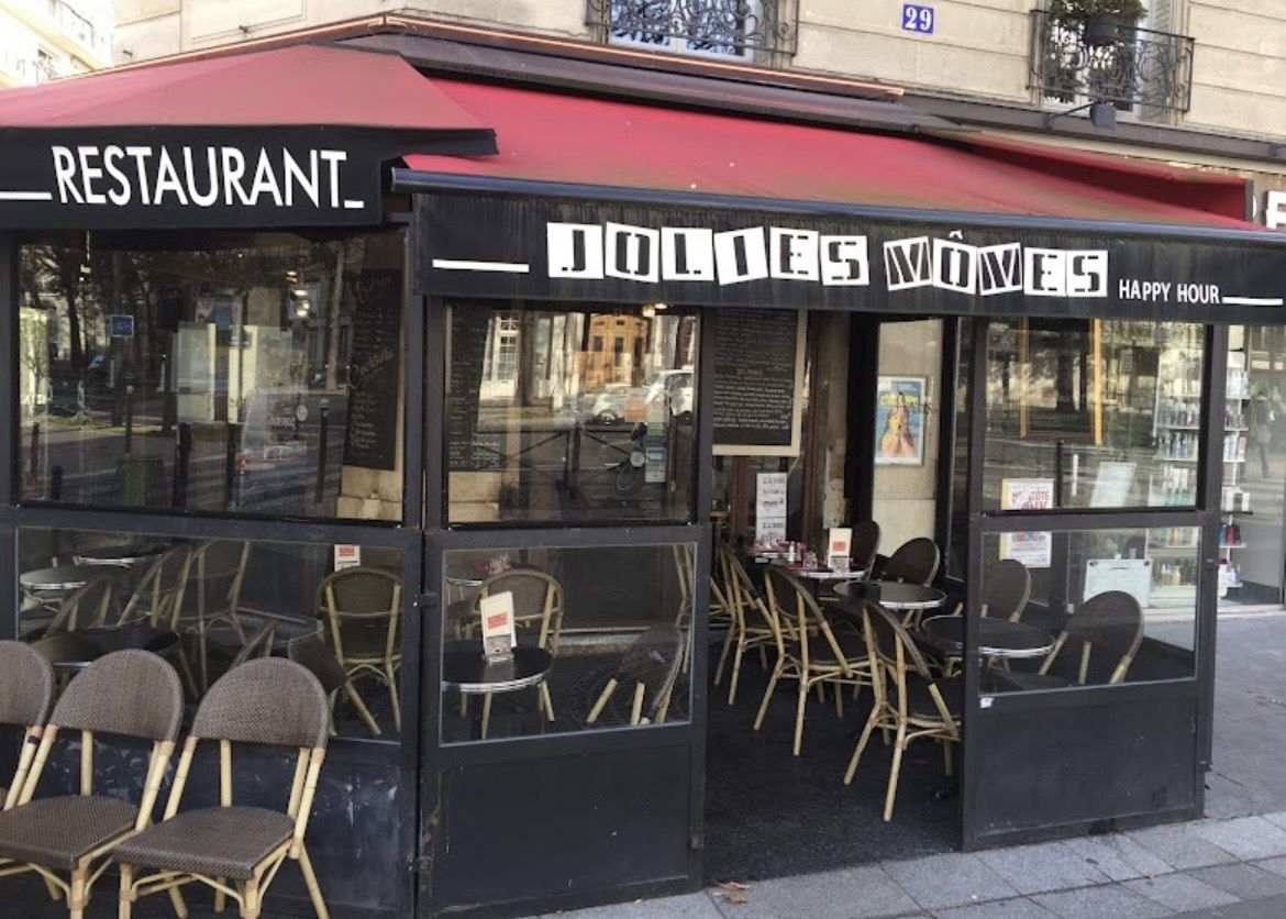Café-brasserie avec Licence IV à reprendre – Paris 13e – Liquidation judiciaire - Photo 2