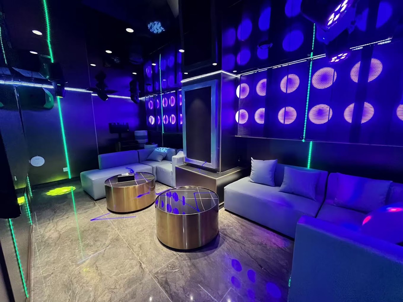 Grand restaurant de 742 m² à reprendre – Paris 1er – Châtelet / Sébastopol - Photo 6