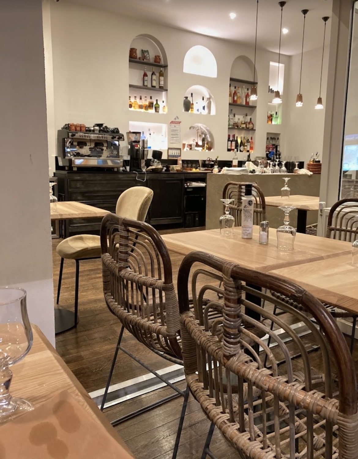 Restaurant traditionnel grec avec Licence IV – Paris 12e – Liquidation judiciaire - Photo 7