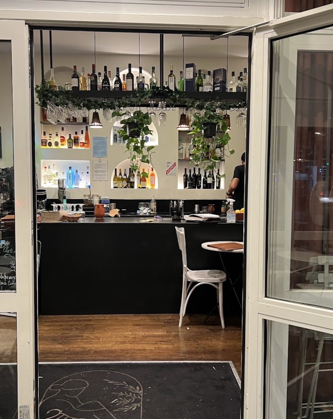 Restaurant traditionnel grec avec Licence IV – Paris 12e – Liquidation judiciaire - Photo 8